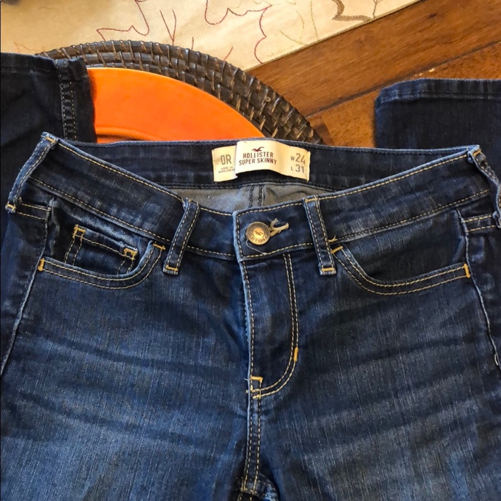 BUNDLE!! - Hollister Jeans and Sweater